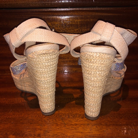 ALDO SPARKLY WEDGES - Picture 4 of 5